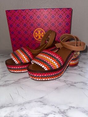 Tory Burch Paloma Platform Sandals - size 8